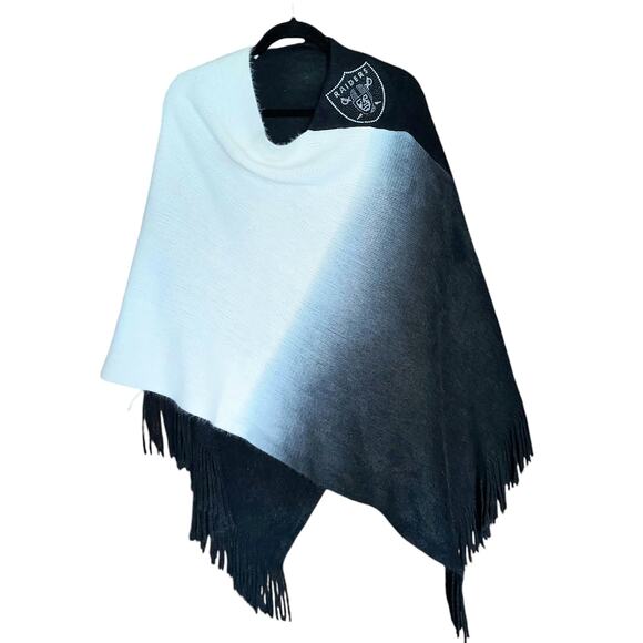 Las Vegas Raiders Women's Soft Warm Black Gray White Hombre` Logo Fringed Poncho - Picture 1 of 6